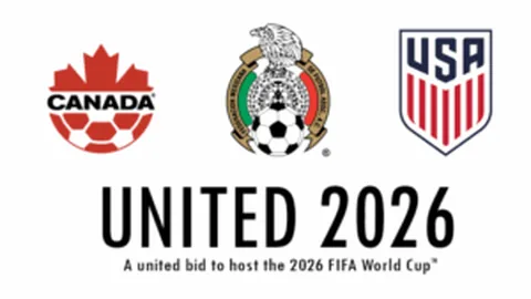 “恩纳瓦伦西亚关键进球被判无效，厄瓜多尔队集体抗议”